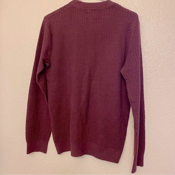 H&M mens crewneck textured, knit burgundy, red sweater-S - Picture 2 of 7